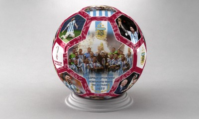 Soccer ball with the logo with logo, diameter 8 cm, 32 panels