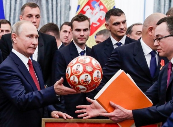 Souvenir ball with photo of Russian national team